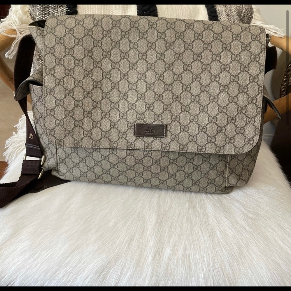 COPY - GUCCI GG SUPREME DIAPER BAG